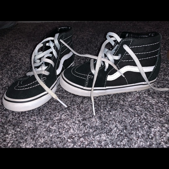 High-Top Vans - Picture 1 of 2